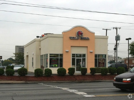 Taco Bell restaurant with an orange entrance tower in Toledo, Ohio